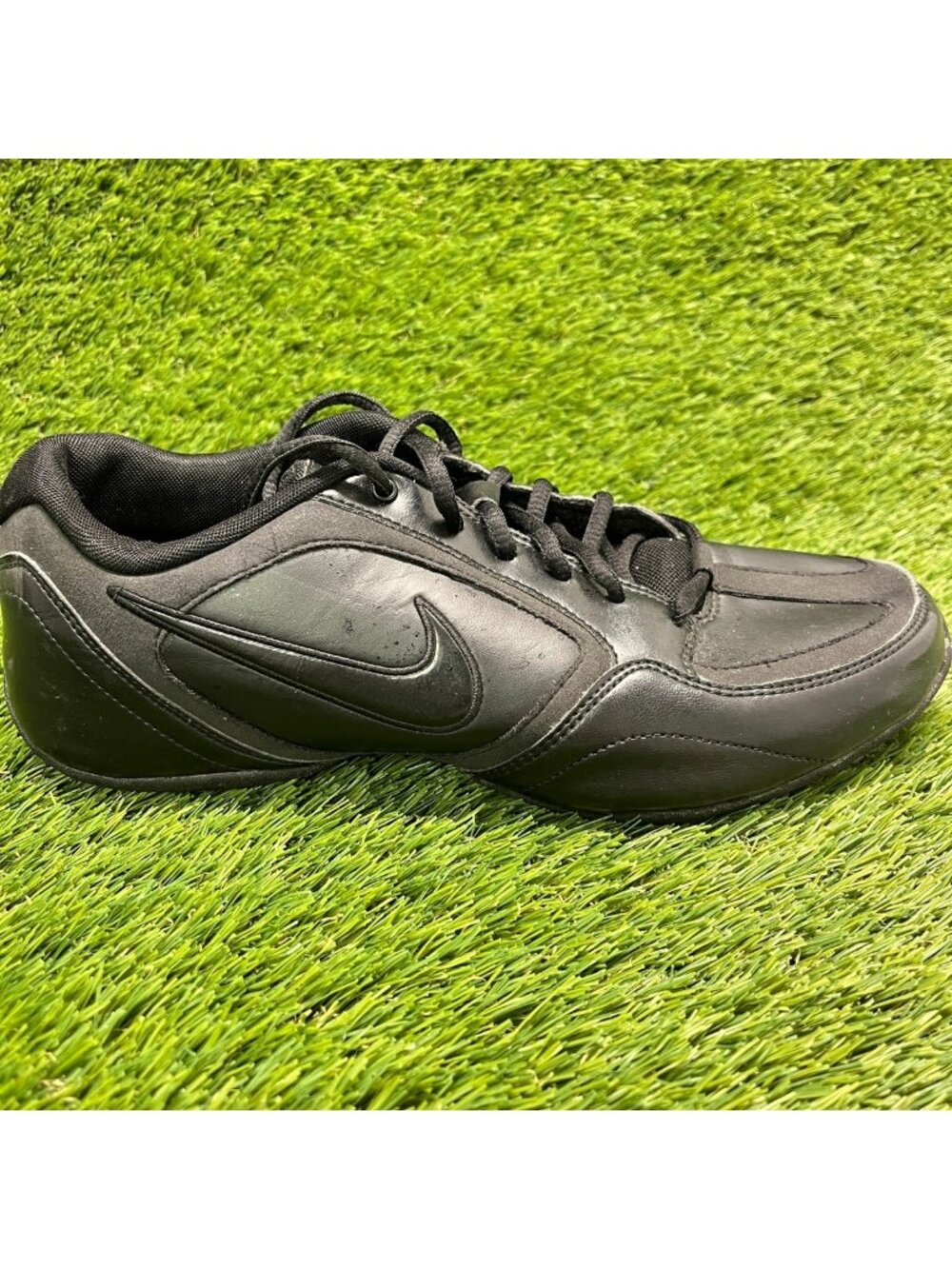 Nike Defy All Day Womens Size 10 Triple Black Athletic Running Shoes Sneakers